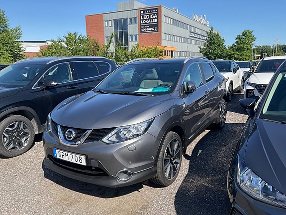 Nissan Qashqai 2 of 4