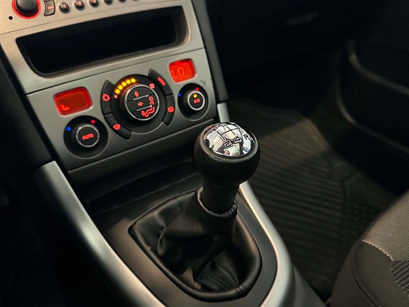Peugeot 308 20 of 25
