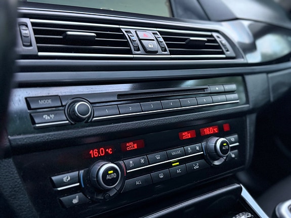 BMW 525d 24 of 28