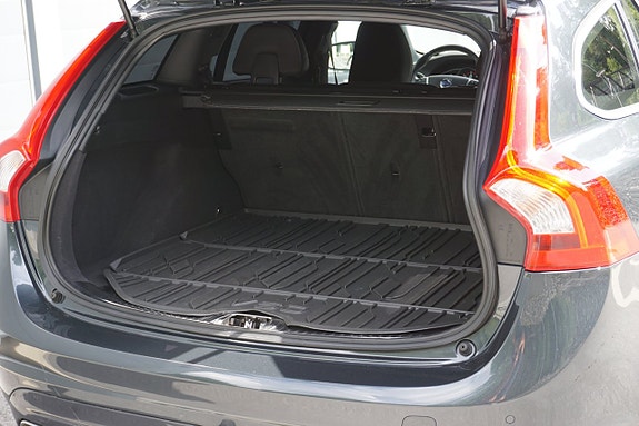 Volvo V60 8 of 24