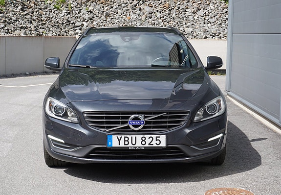 Volvo V60 3 of 5