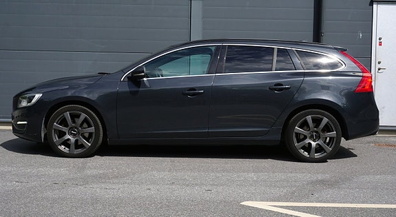 Volvo V60 7 of 24