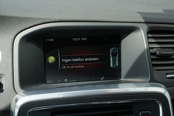 Volvo V60 18 of 24