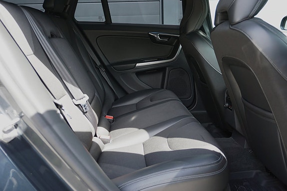 Volvo V60 24 of 24