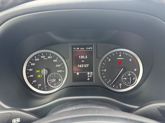 Mercedes-Benz Vito 119 6 of 10