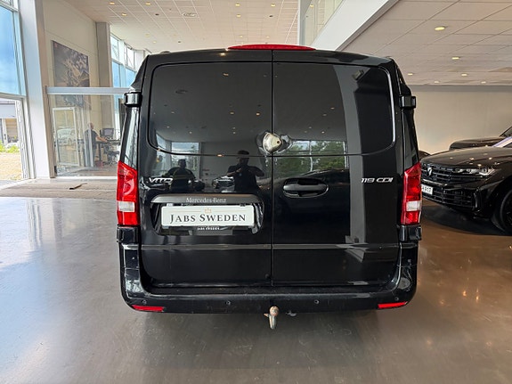 Mercedes-Benz Vito 119 4 of 5