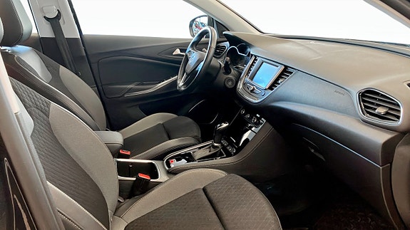 Opel Grandland X 3 of 5