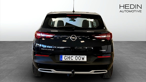 Opel Grandland X 7 of 9