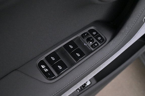 Polestar 2 11 of 27