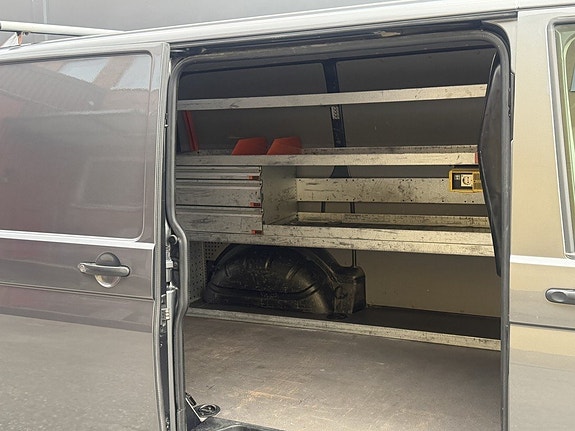 Volkswagen Transporter 5 of 5