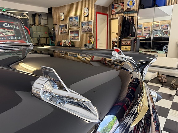 Chevrolet Bel Air 4 of 5