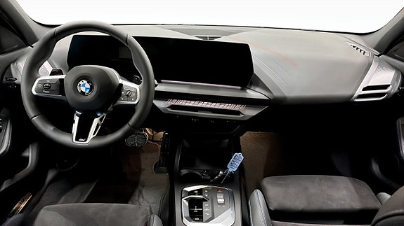 BMW 120 4 of 5