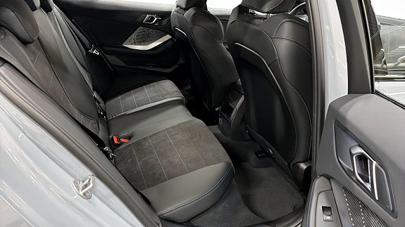 BMW 120 5 of 5