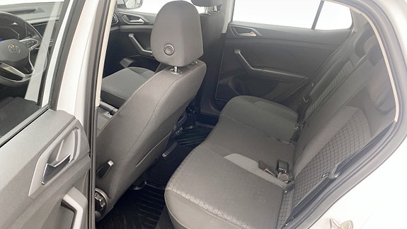 Volkswagen T-Cross 11 of 13