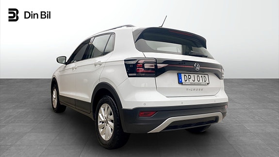 Volkswagen T-Cross 3 of 13