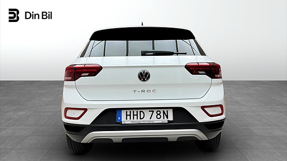 Volkswagen T-Roc 5 of 12