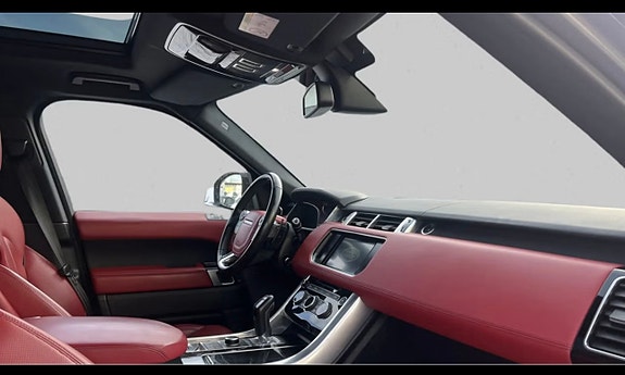 Land Rover Range Rover Sport 7 of 10