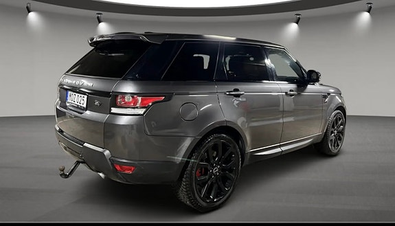 Land Rover Range Rover Sport 3 of 10