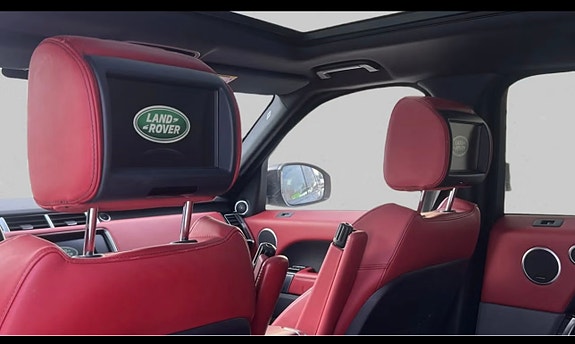 Land Rover Range Rover Sport 9 of 10
