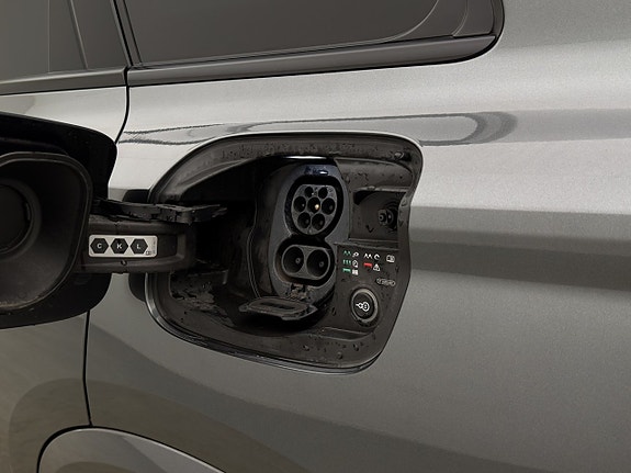 Audi SQ6 e-tron 12 of 30