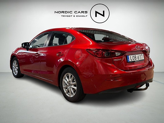 Mazda 3 2 of 18