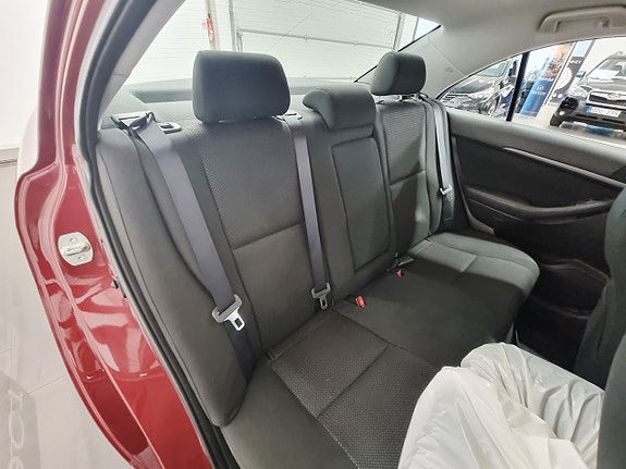 Toyota Avensis 20 of 23