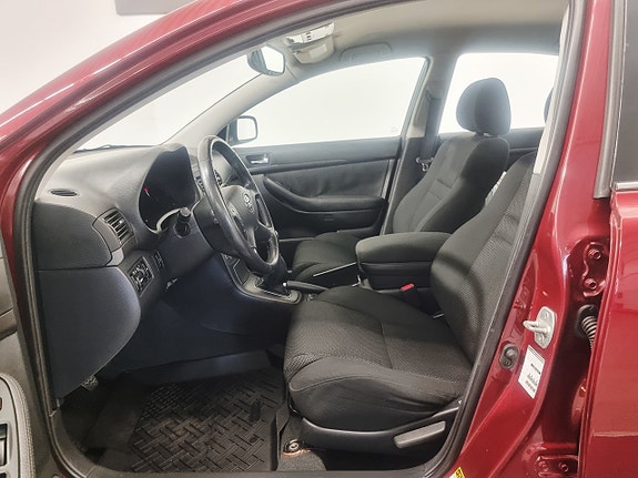 Toyota Avensis 5 of 23