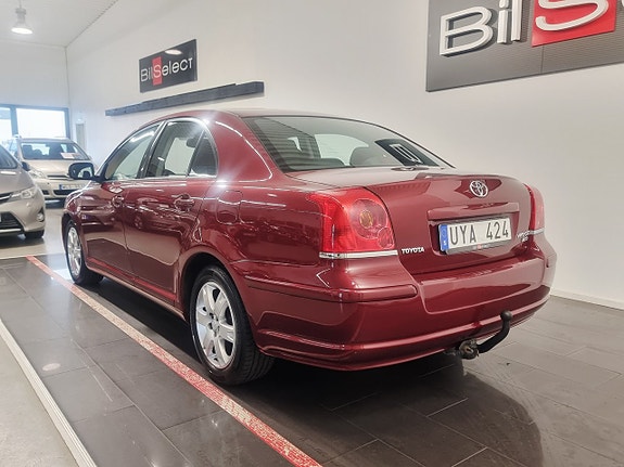 Toyota Avensis 14 of 23