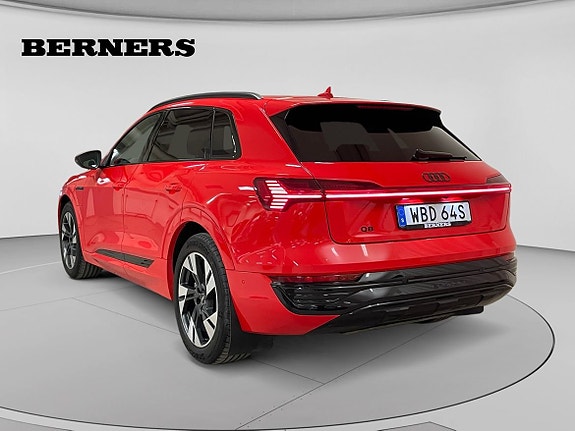 Audi Q8 3 of 18