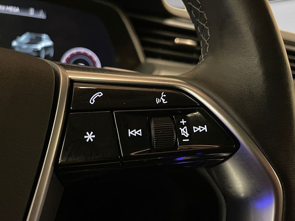Audi Q8 14 of 18