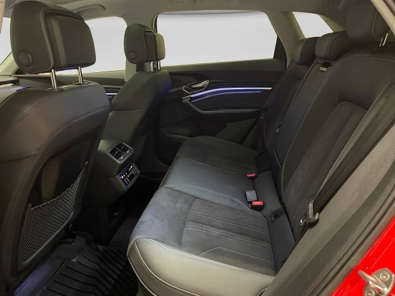 Audi Q8 5 of 18