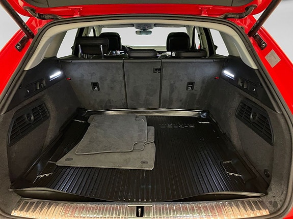Audi Q8 7 of 18