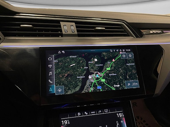 Audi Q8 11 of 18