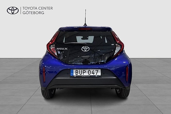 Toyota Aygo X 6 of 12