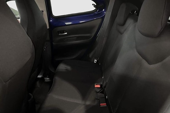 Toyota Aygo X 9 of 12