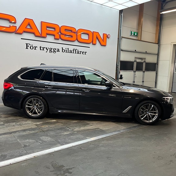 BMW 520d 3 of 15