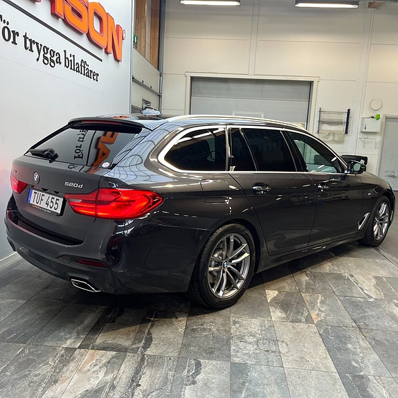 BMW 520d 4 of 15
