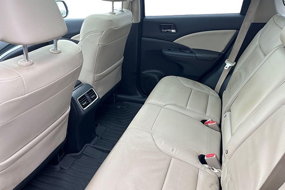 Honda CR-V 28 of 30