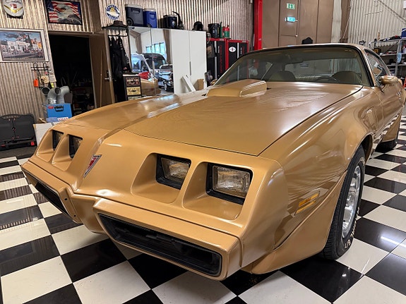 Pontiac Trans Am 3 of 22