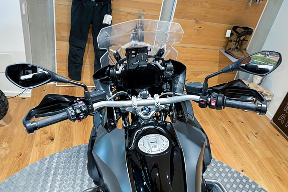 BMW R 1250 GS |Toppbox|Sidoväskor|Nyservad|SE SPEC| 11 of 13