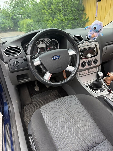 Ford Focus CC 5 of 5