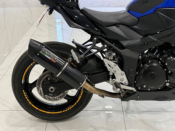 Suzuki Cycles GSR750A Suzuki GSR750A ABS 2014 – 106 hk B-king 4 of 9