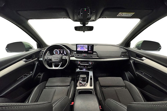 Audi Q5 16 of 30