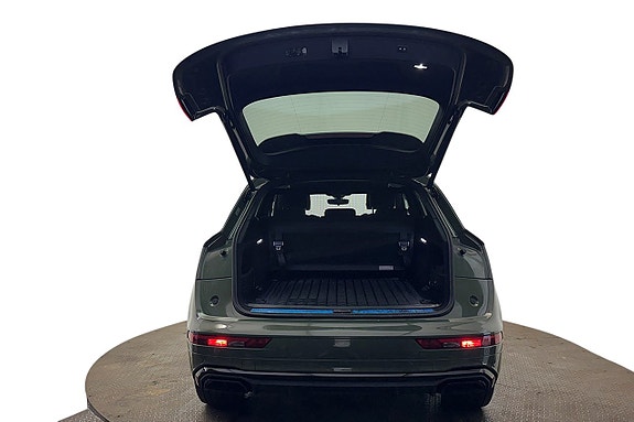 Audi Q5 8 of 30