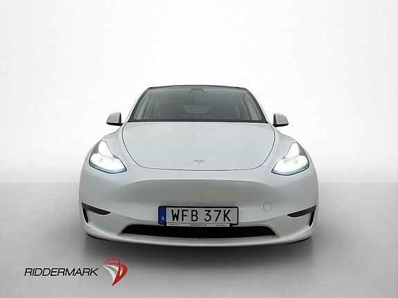 Tesla Model Y 3 of 30