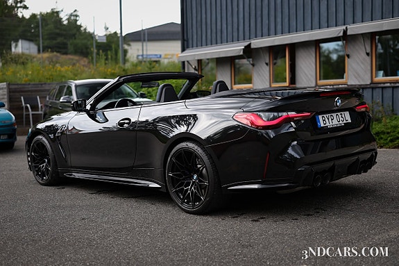 BMW M4 7 of 22