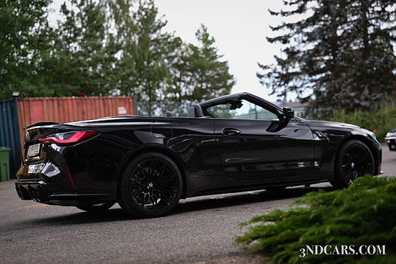 BMW M4 10 of 22