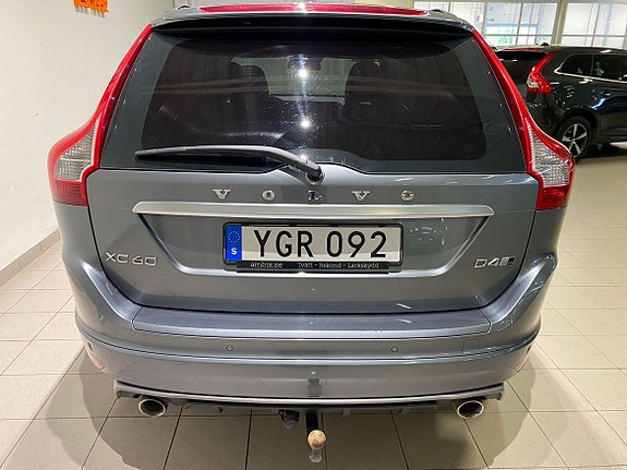 Volvo XC60 3 of 5