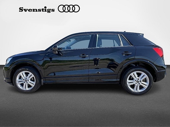 Audi Q2 4 of 5