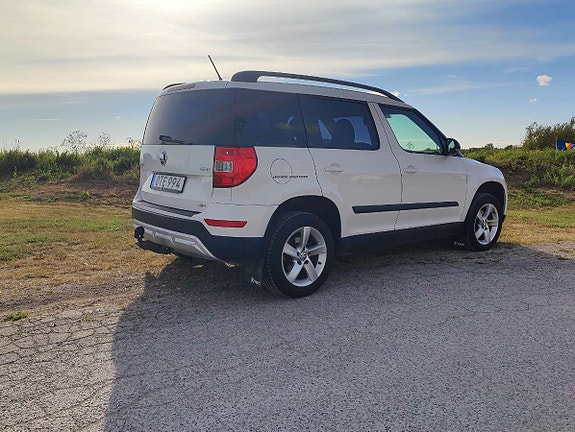 Skoda Yeti Outdoor 2 of 5